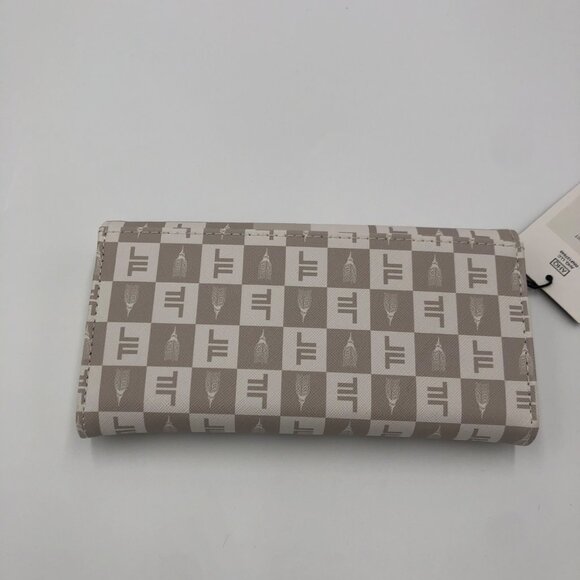 London Fog Signature Women Flap Wallet White & Beige NWT Classy Chic Accessory - Picture 4 of 6